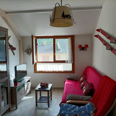 Apartamento Aranones Canfranc Exterior photo